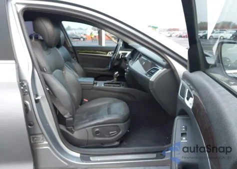 2016 Hyundai Genesis 3.8 z USA, uszkodzony, nr VIN KMHGN4JE3GU126319